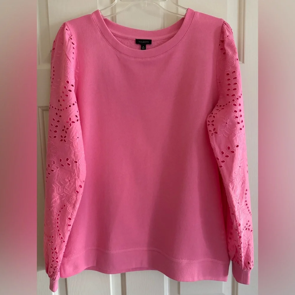Talbots Pink Eyelet Long-Sleeve Top. Pretty Embroidered Sleeves!Medium ๐ธ๐ฉท๐ธ - Picture 1 of 5